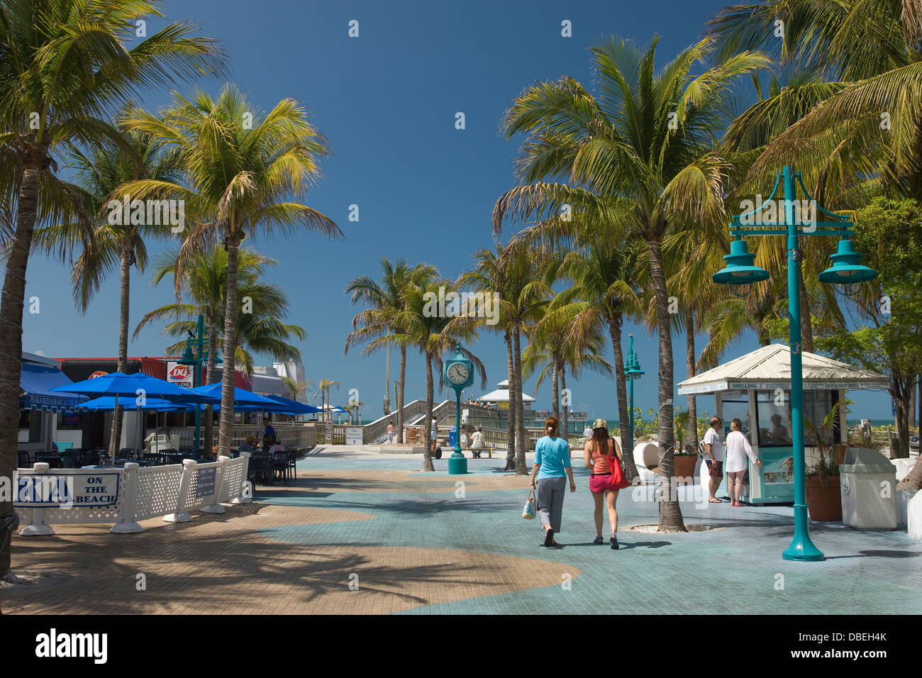TIMES SQUARE PEDESTRIAN MALL FORT MYERS BEACH FLORIDA USA Stock Photo