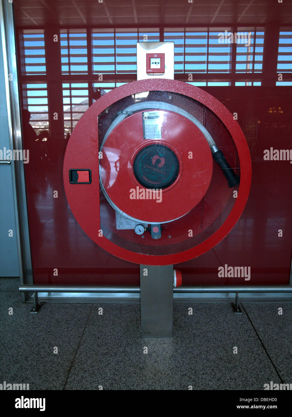 Emergency fire hose hi-res stock photography and images - Alamy