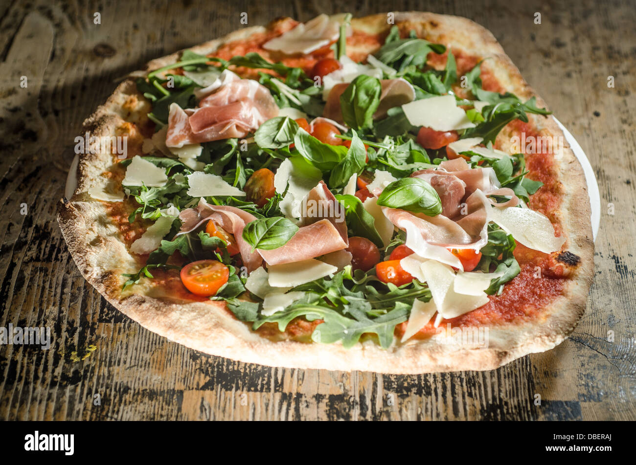 Pizza Parma ham and rocket Stock Photo Alamy