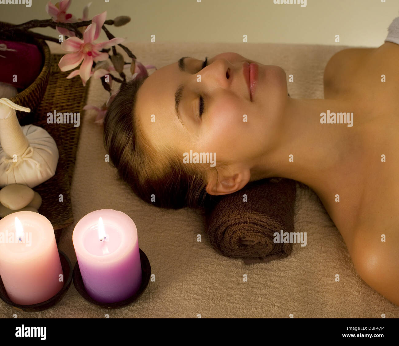 Body woman salon hi-res stock photography and images - Alamy