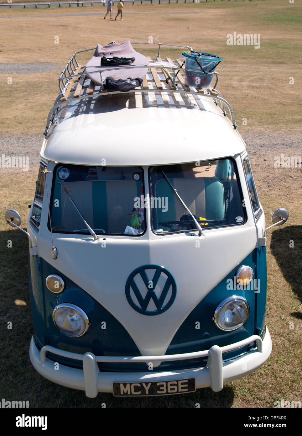 Vw surfboard hi res stock photography and images Alamy