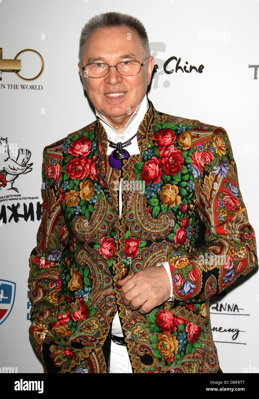 Haute Couture Designer Slava Zaitsev The 9th Annual Russian Heritage  Festival at The Metropolitan Museum of Art New York City, USA - 09.06.11  Stock Photo - Alamy