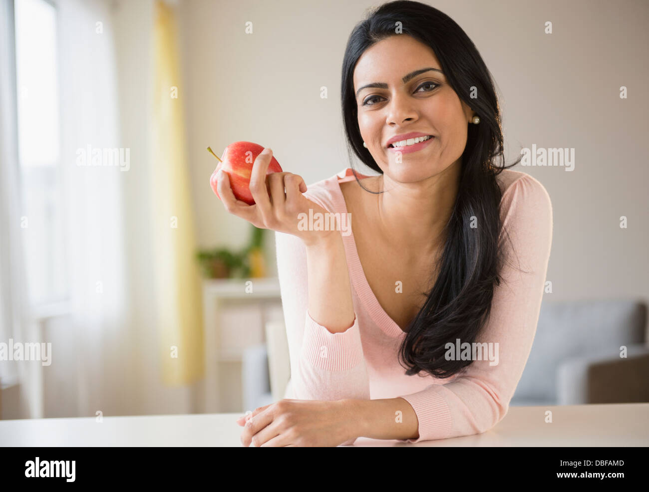 Red indian woman hi-res stock photography and images - Alamy