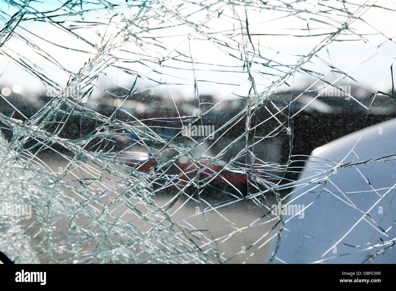 Car windows smashed hires stock photography and images Alamy
