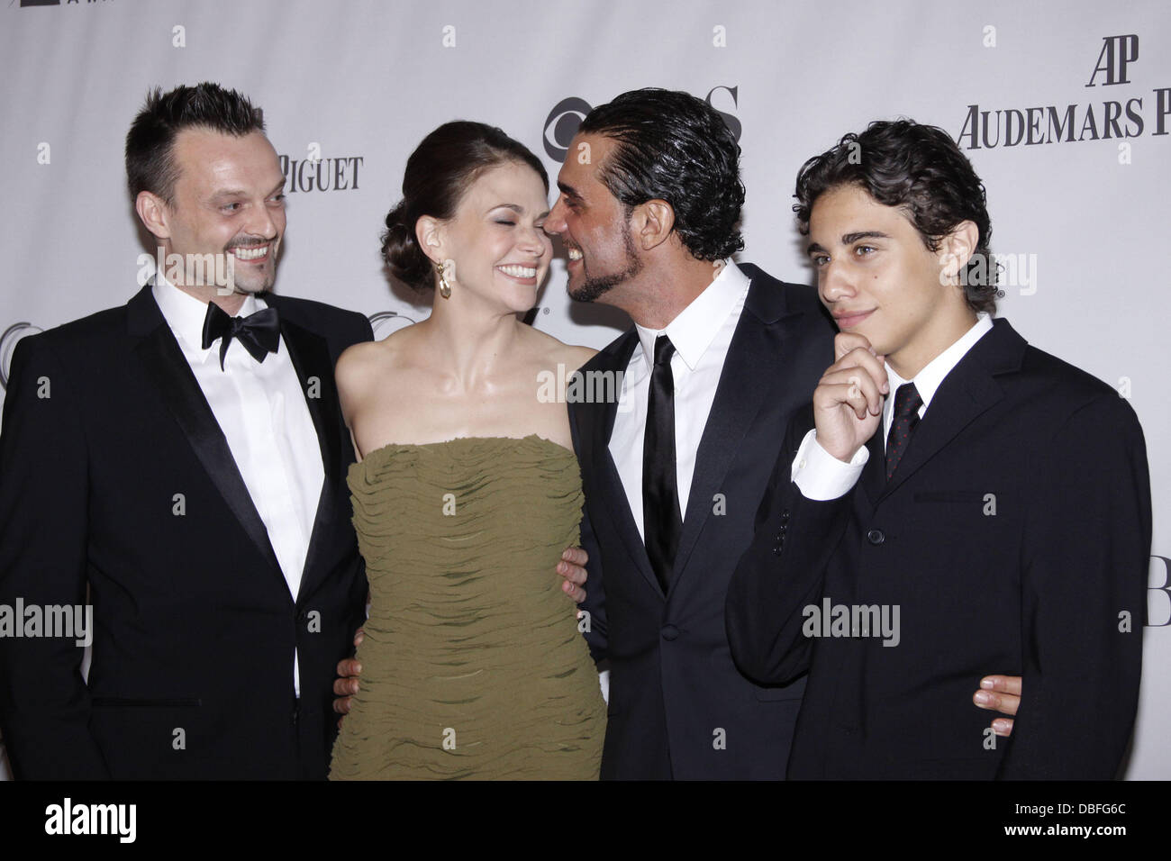 Sutton Foster Bobby Cannavale