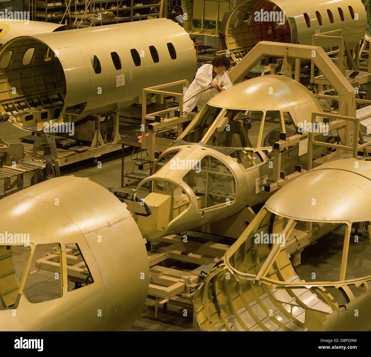 Jet businessjet assembly production fuselage overview high angle hires