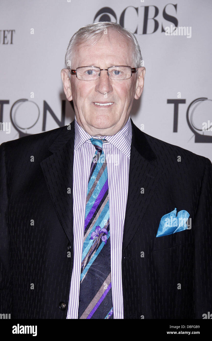 Len Cariou High Resolution Stock Photography and Images - Alamy