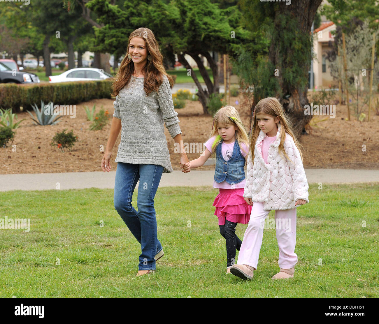 Denise Richards with her daughters Sam and Lola 22nd Annual Time for Heroes Celebrity Picnic Sponsored By Disney to Benefit the Elizabeth Glaser Pediatric AIDS Foundation held at the Wadsworth Theater on the Veteran Administration Lawn Los Angeles, California - 12.06.11 Stock Photo