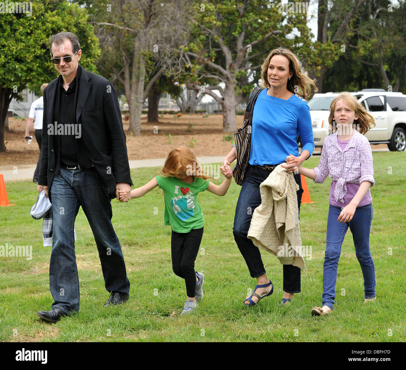 Melora hardin with daughters rory and piper hi-res stock photography ...