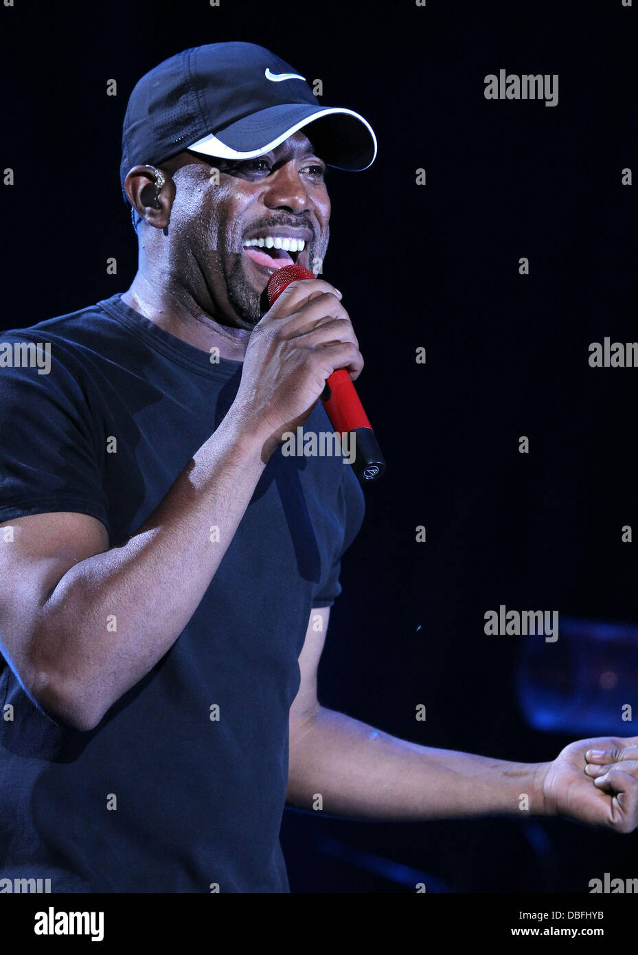 Darius Rucker Final night of the 2011 CMA Music Festival Nightly