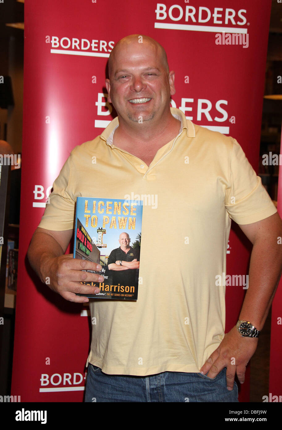 Rick Harrison of 'Pawn Stars' signs his book "License To Pawn"at Borders  Books Town Square Las Vegas, Nevada - 10.06.11 Stock Photo - Alamy