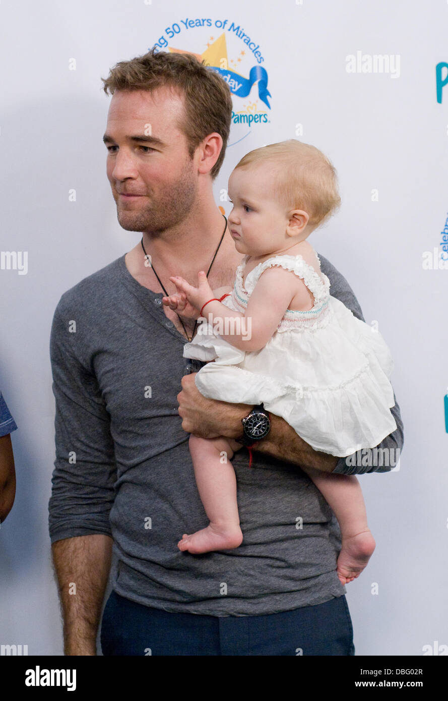 James van der beek and olivia van der beek High Resolution Stock