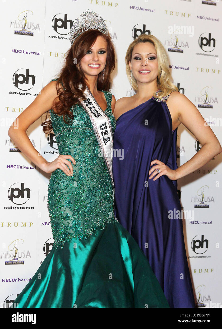 2011 Miss Usa Alyssa Campanella And Shanna Moakler 2011 Miss Usa Press Conference At Planet 