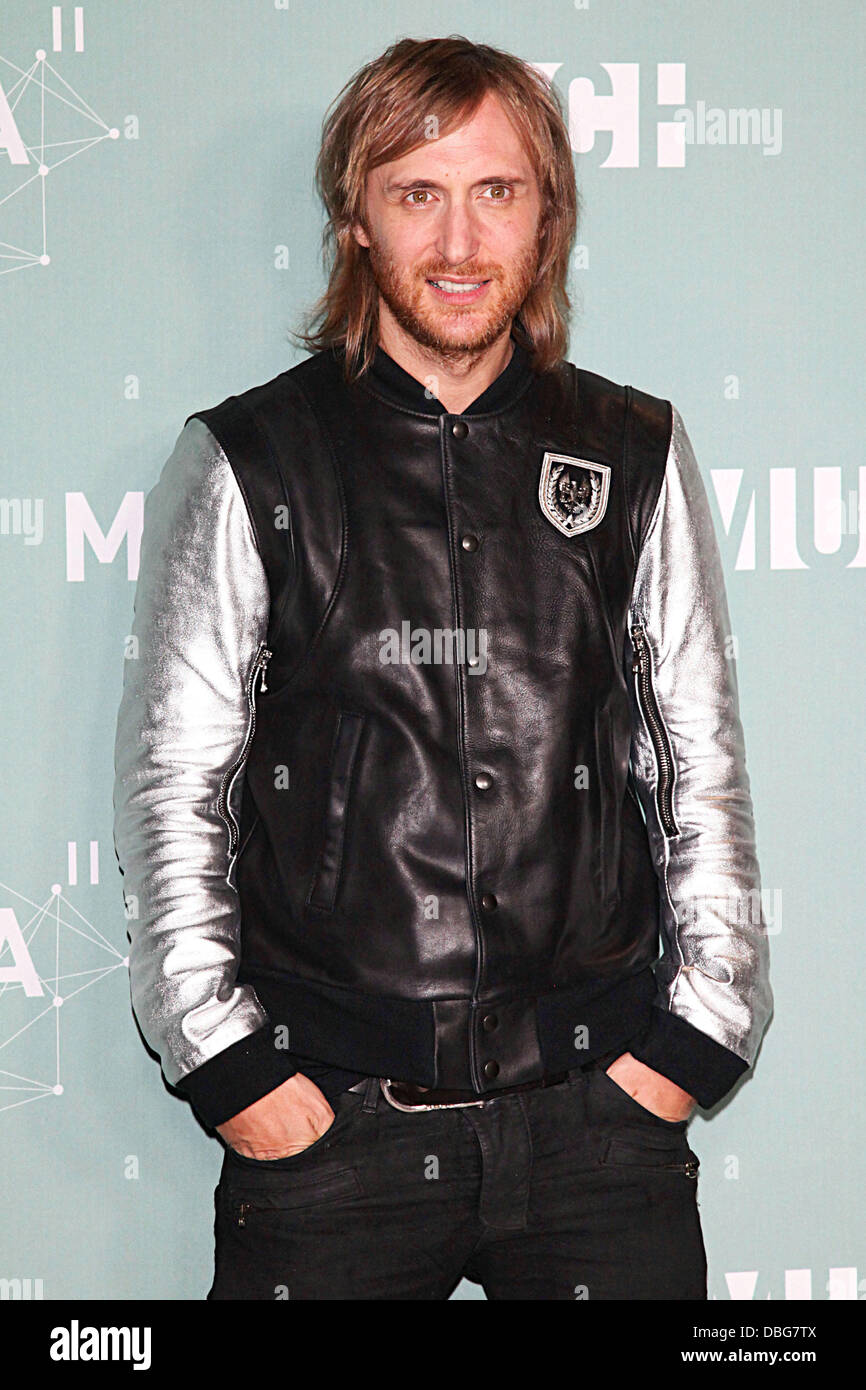 Дэвид гетта 7 сентября стамбул. Дэжвид гуета. Дэвид гетта 7 сентября стамбул. David guetta фото. Дэвид гуэтта.