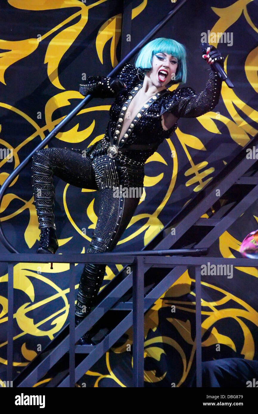 Lady Gaga MMVA - Much Music Video Awards - show Toronto, Canada - 19.06 ...