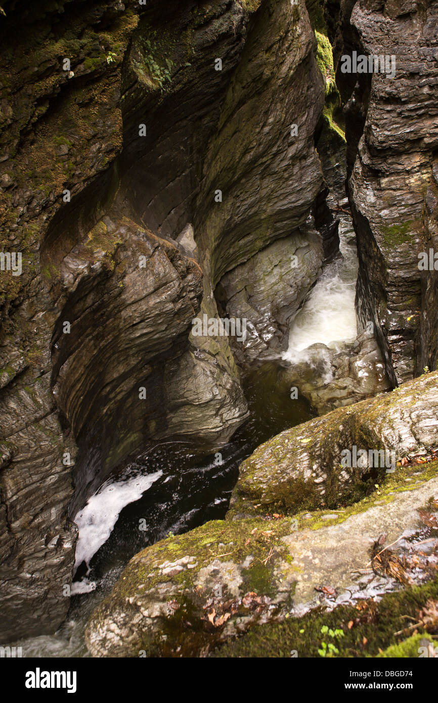 UK, Wales, Ceredigion, Devil’s Bridge, the Devil’s punchbowl, cauldron of water-sculpted rocks Stock Photo