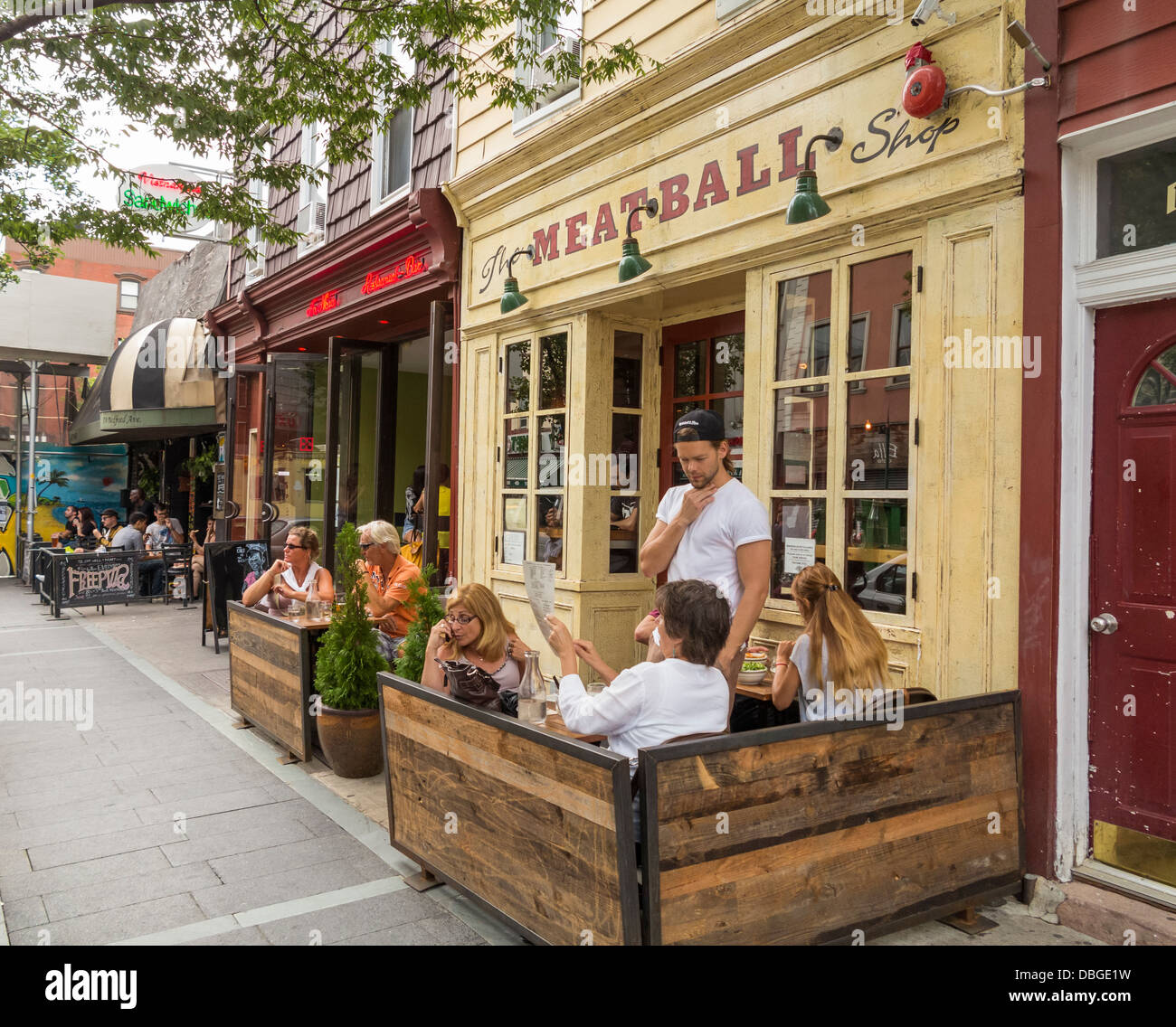 Pavement cafes in Williamsburg, Brooklyn, New York City, USA Stock Photo
