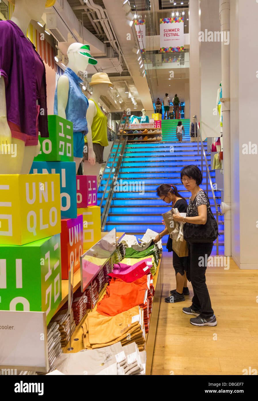 Shopping in the Uniqlo store, New York, USA Stock Photo - Alamy