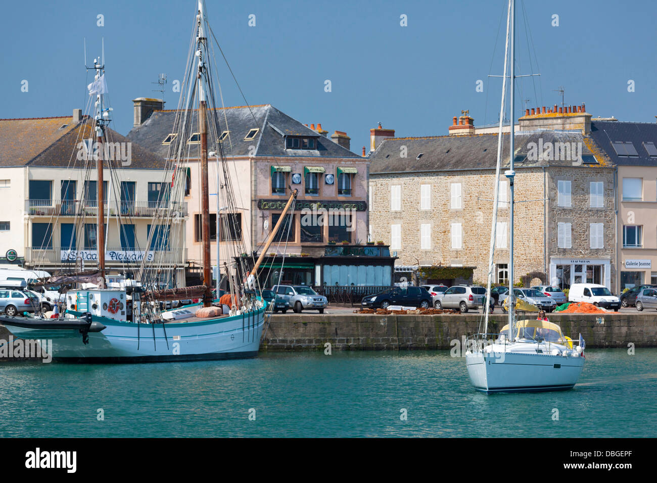 France, Normandy, Saint Vaast la Hougue, view of town and port Stock ...