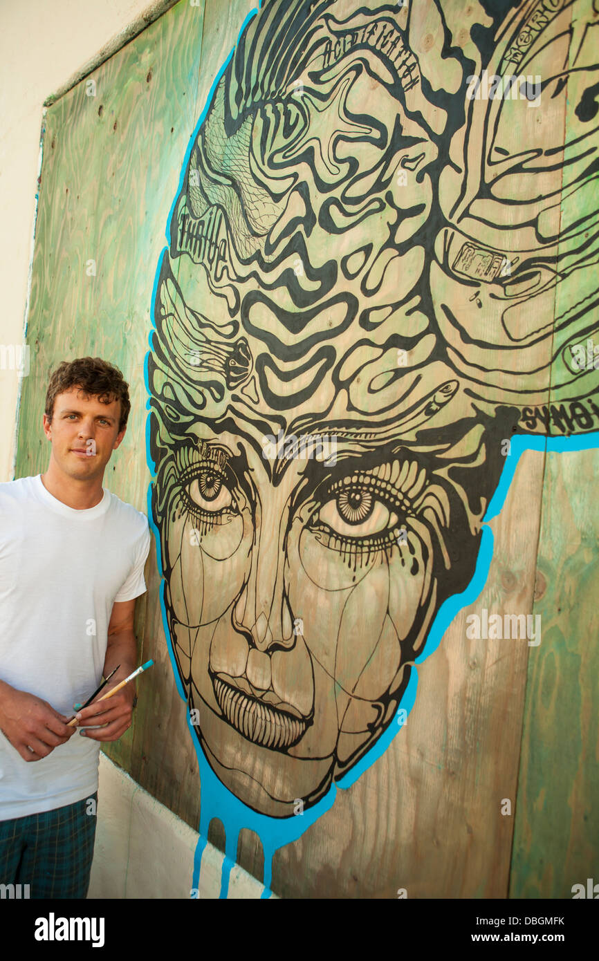 artist Sean Blake, Artists Making A Street Scene mural, The Funk Zone,  Santa Barbara, California, United States of America Stock Photo - Alamy