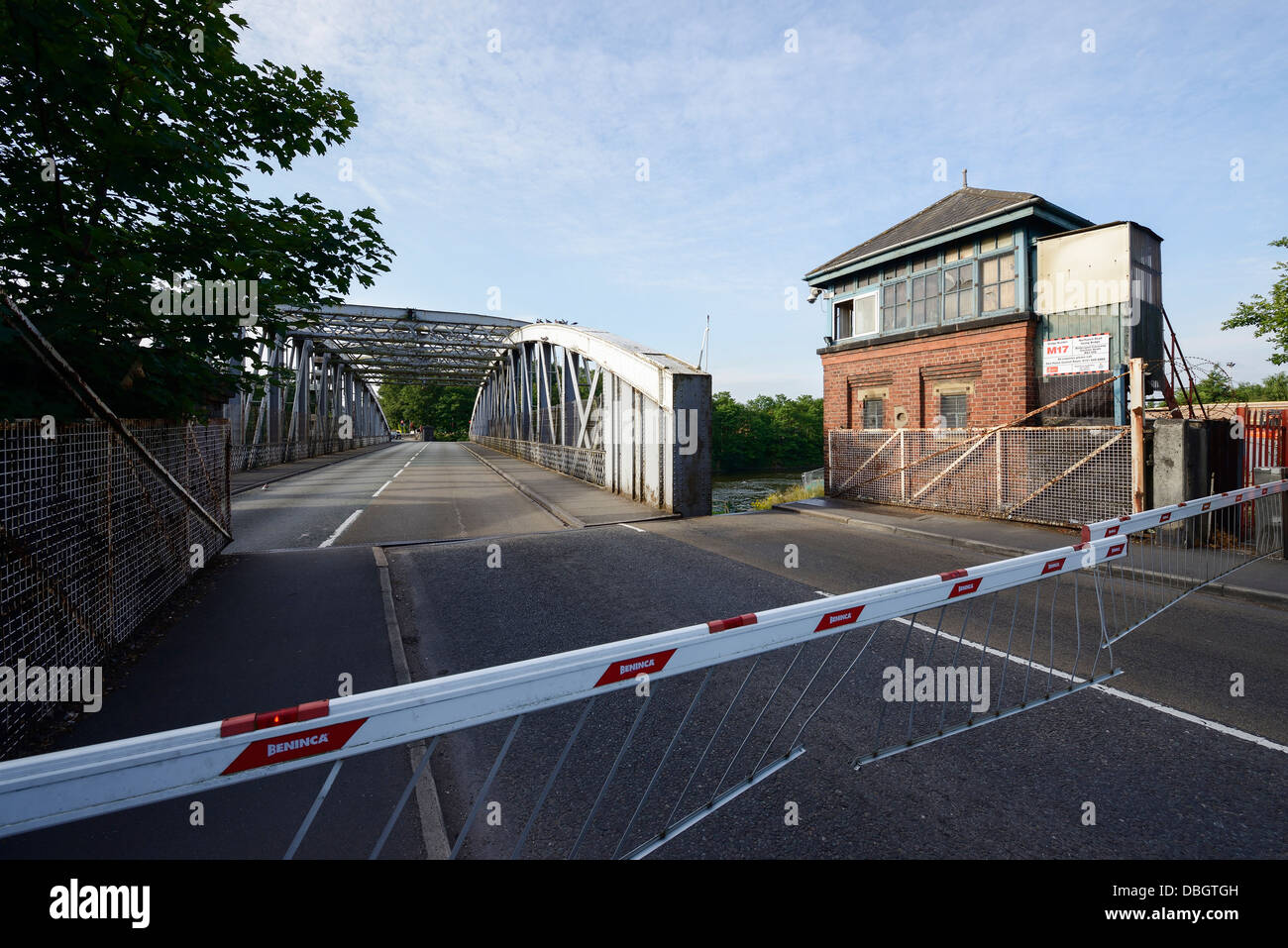 Northwich Road Swing Bridge in Stockton Heath Warrington as it starts
