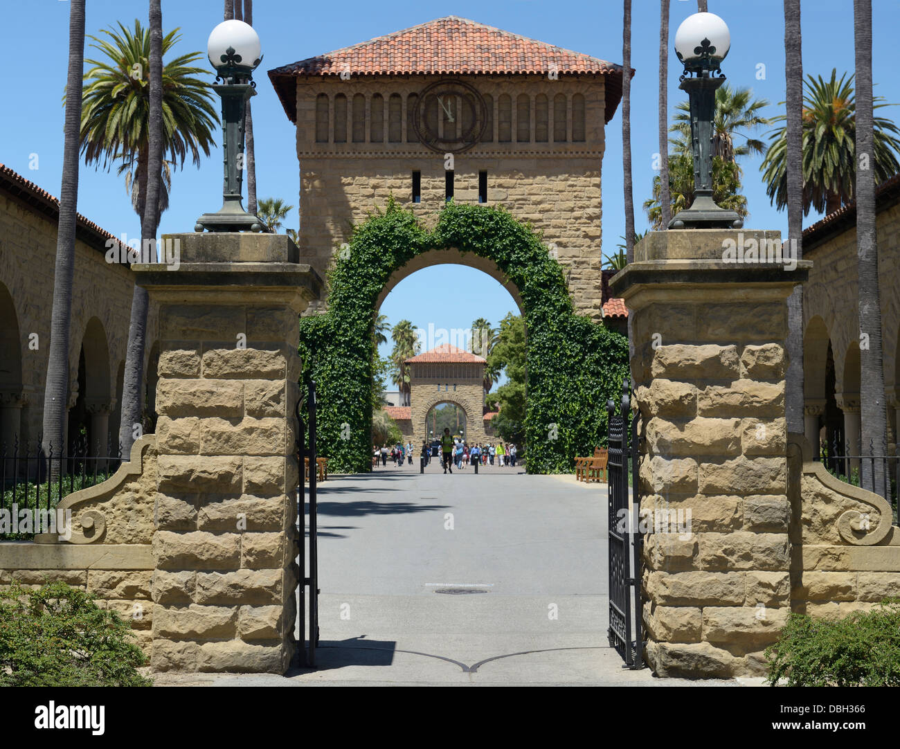 Stanford university campus gate hires stock photography and images Alamy