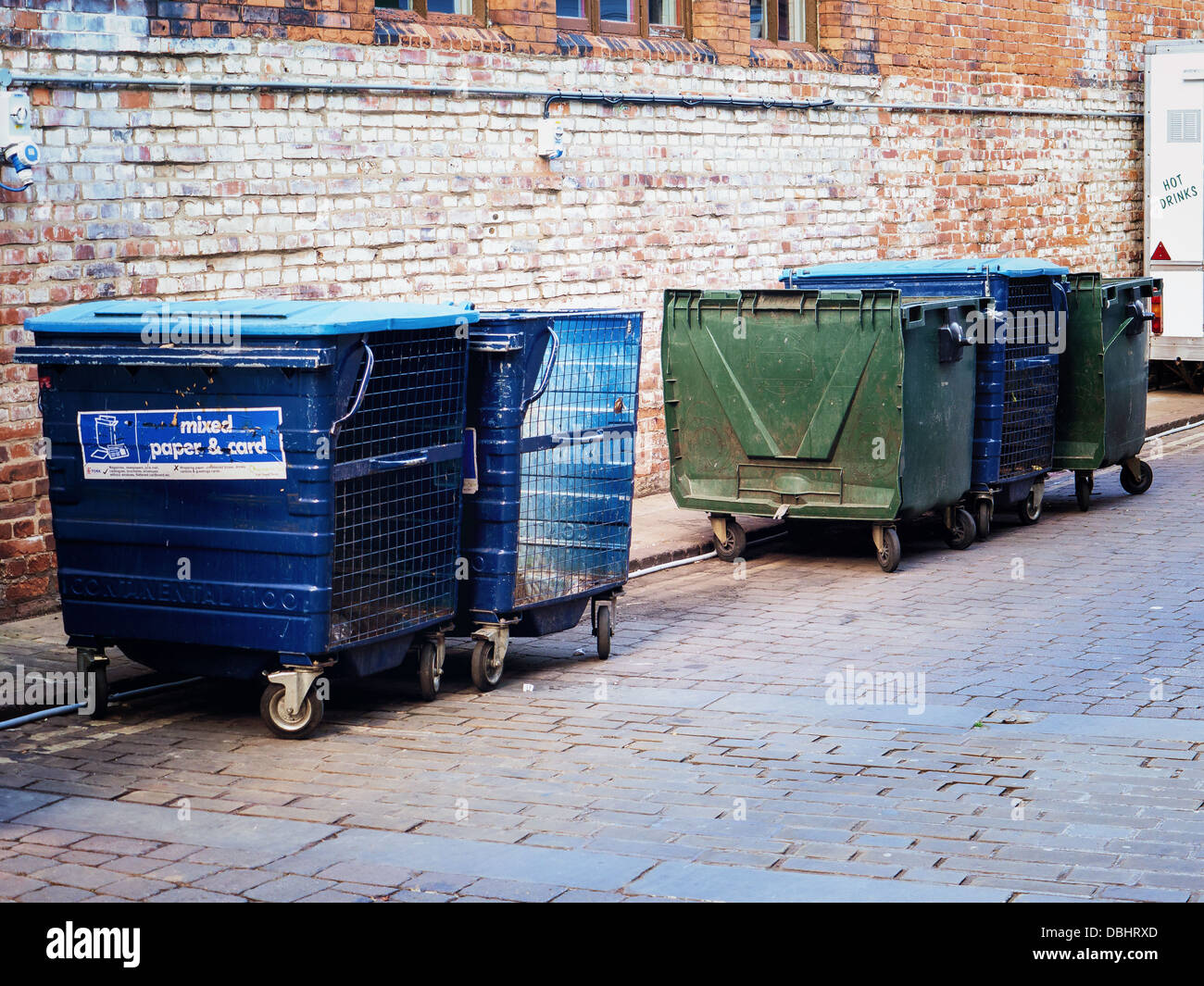 Bin bins skip skips hires stock photography and images Alamy