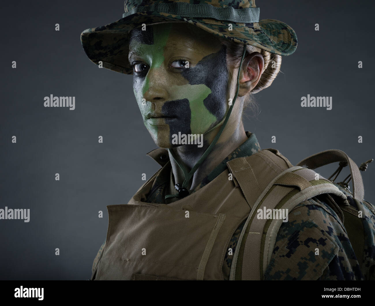 408 Army Camo Face Paint Stock Photos, High-Res Pictures, and Images -  Getty Images