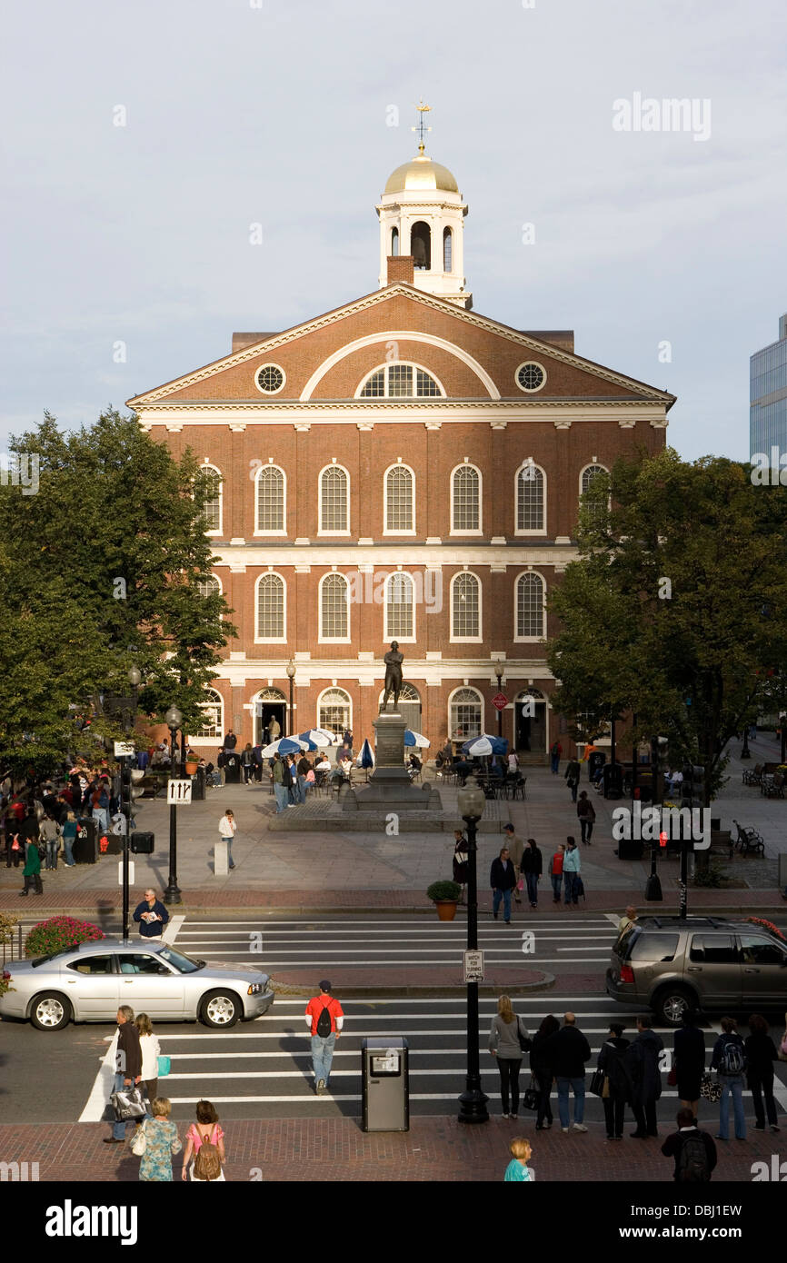 Boston / Faneuil Hall Faneuil Hall Marketplace Stock Photo Alamy