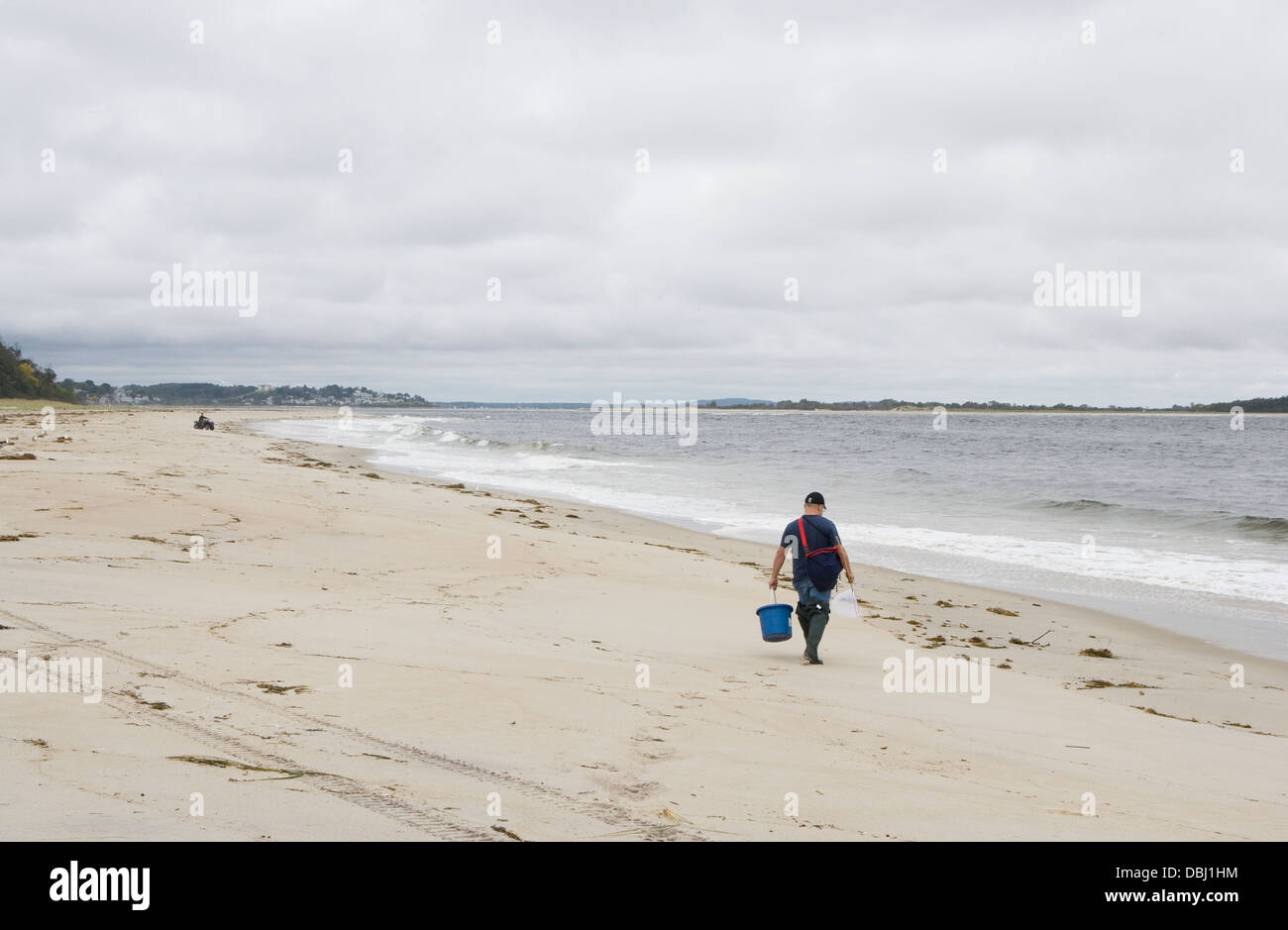 Ipswich Crane Beach & fisherman Stock Photo Alamy