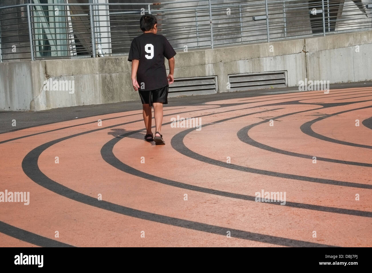Walking around in circles hires stock photography and images Alamy