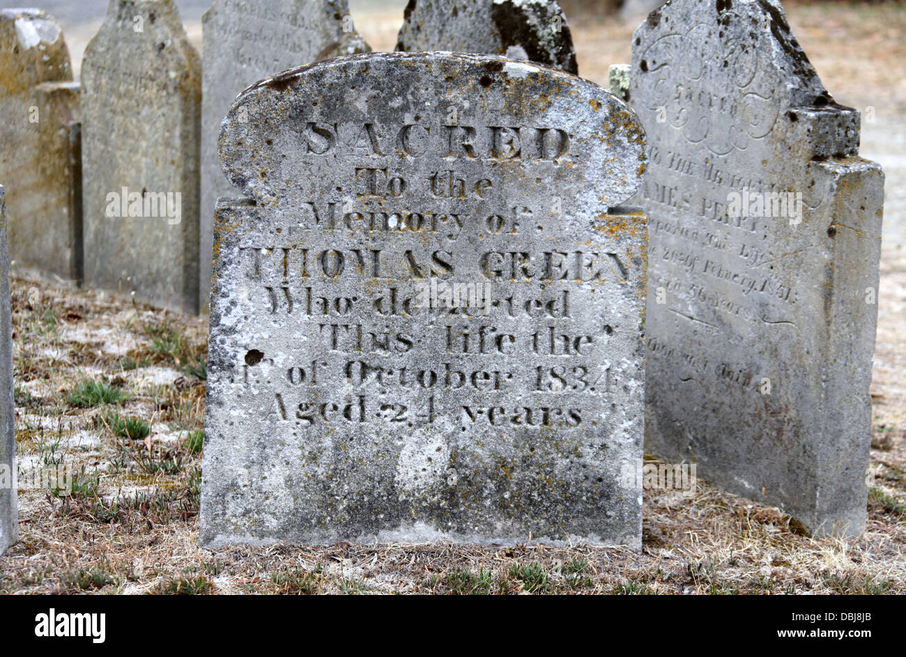 Very old headstones hi-res stock photography and images - Alamy