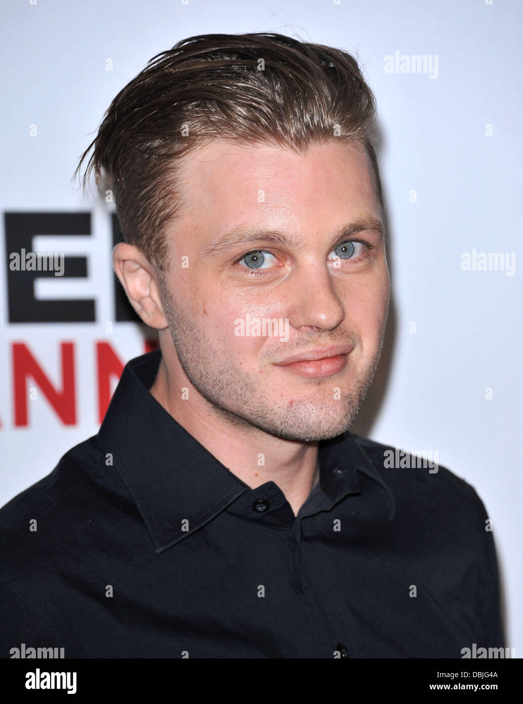 michael pitt trapo y hueso