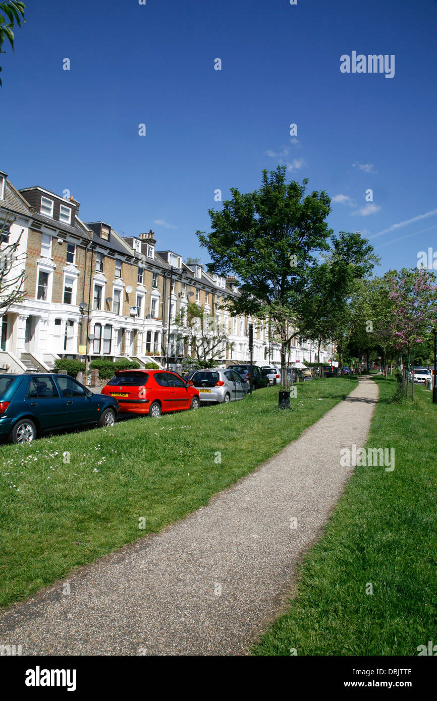 Path over the filledin New River on Petherton Road, Highbury, London