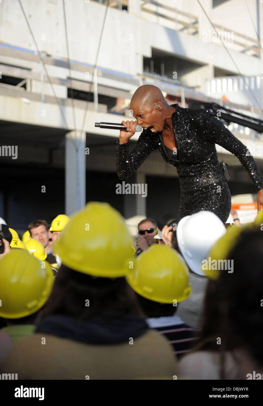 Skin of Skunk Anansie Skunk Anansie perform a special gig at 'Ziggo ...