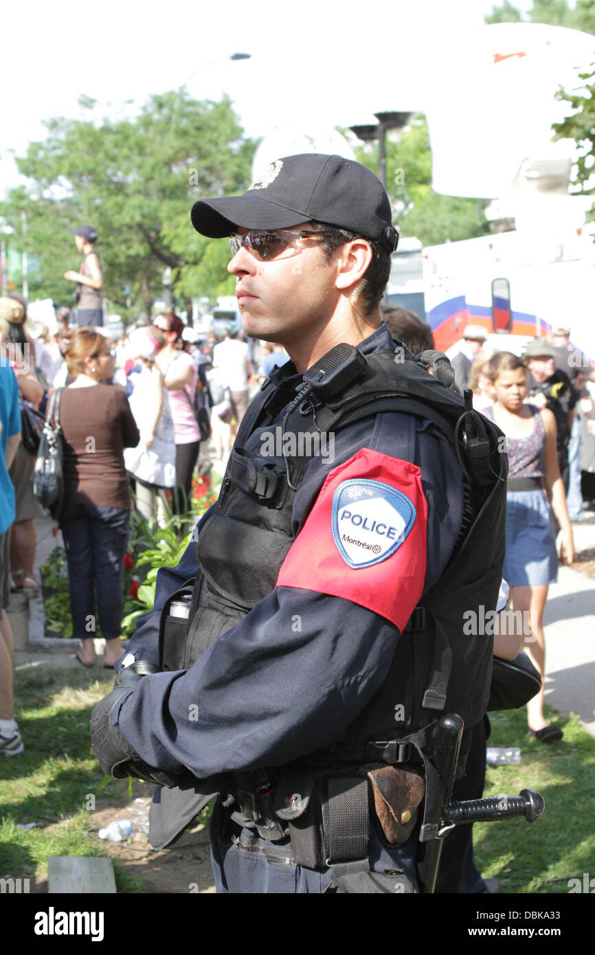 Atmosphere Catherine, Duchess of Cambridge aka Kate Middleton, visits