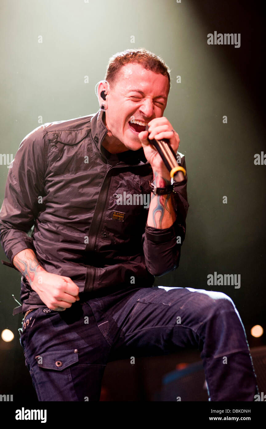 Chester Bennington Linkin Park play the iTunes festival at The Camden  Roundhouse London, England - 04.07.11 Stock Photo - Alamy