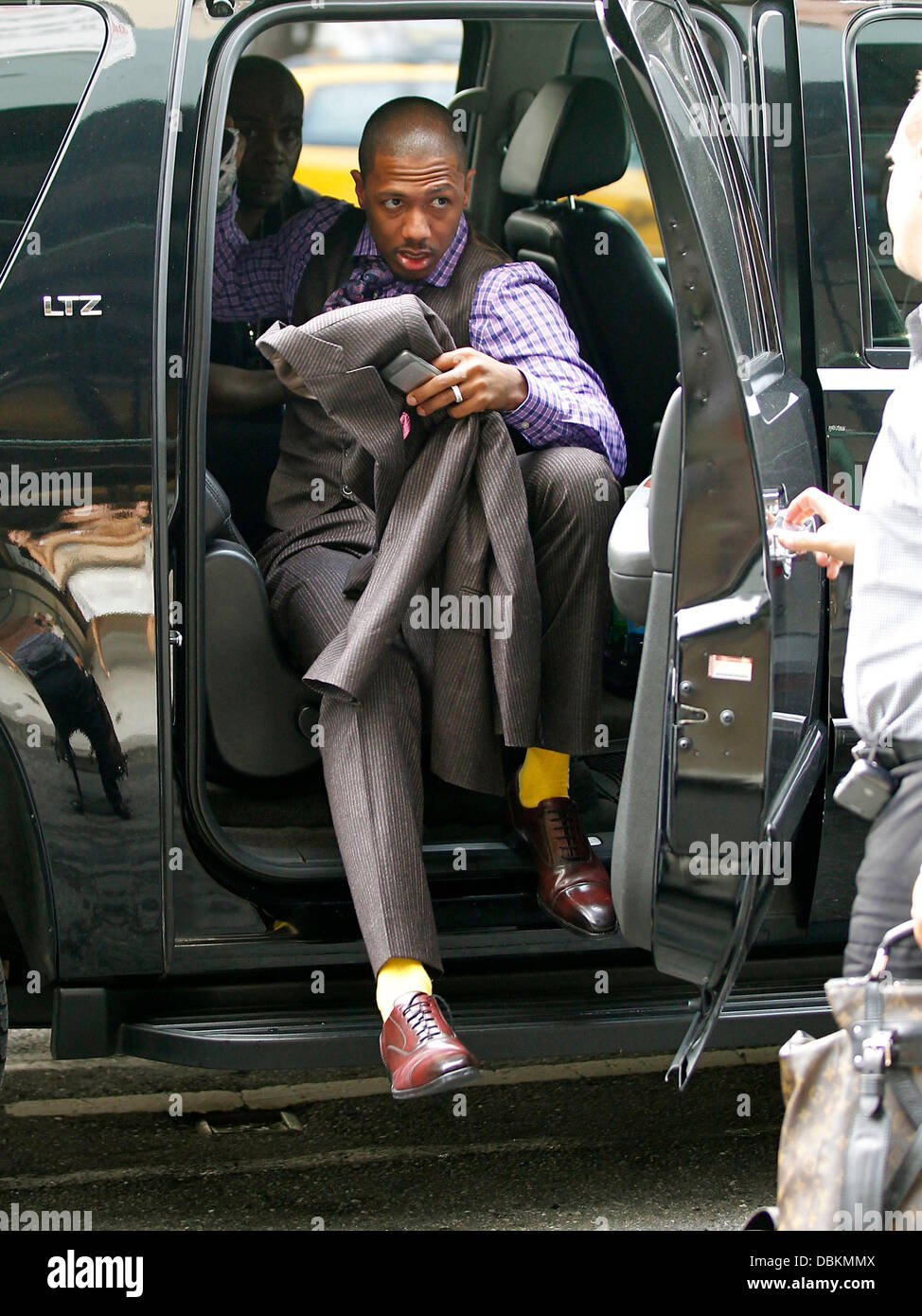 Nick Cannon arrives home New York City, USA - 07.07.11 Stock Photo - Alamy