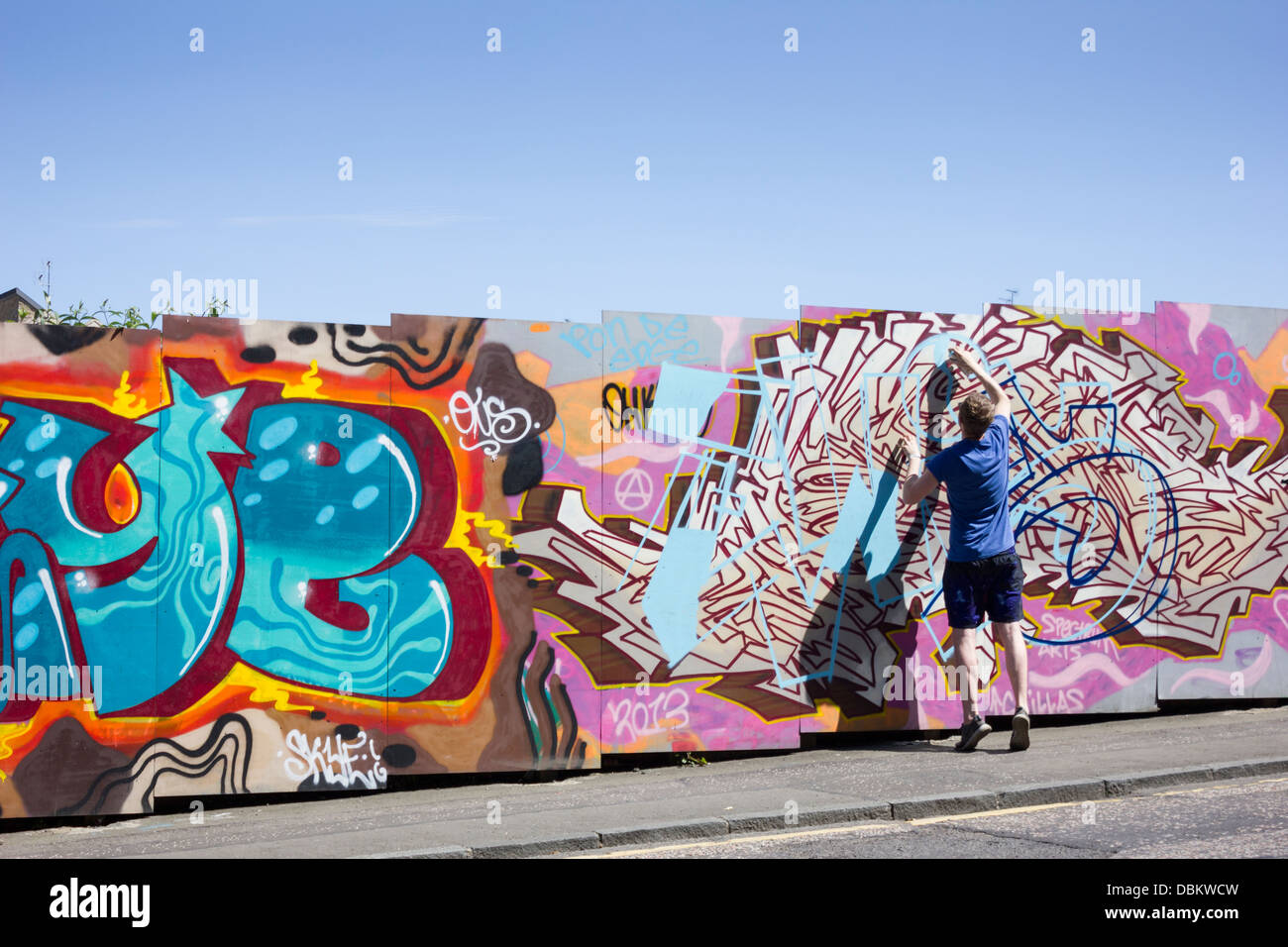 Edinburgh graffiti hires stock photography and images Alamy