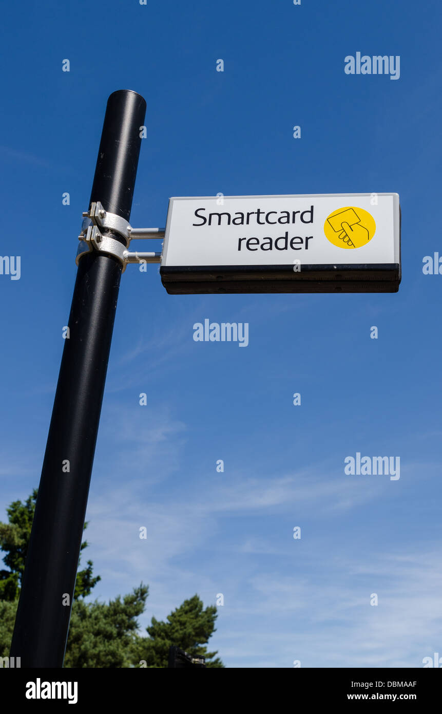 Sign for Smartcard Reader at Danzey railway station in Warwickshire ...