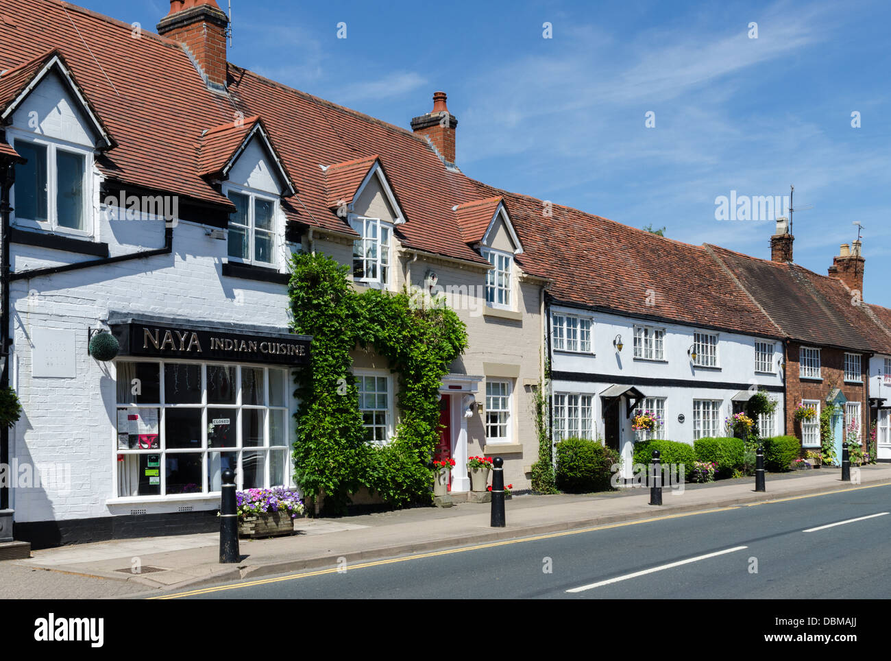 Houses and shops in High Street, Henley-in-Arden, Warwickshire Stock Photo
