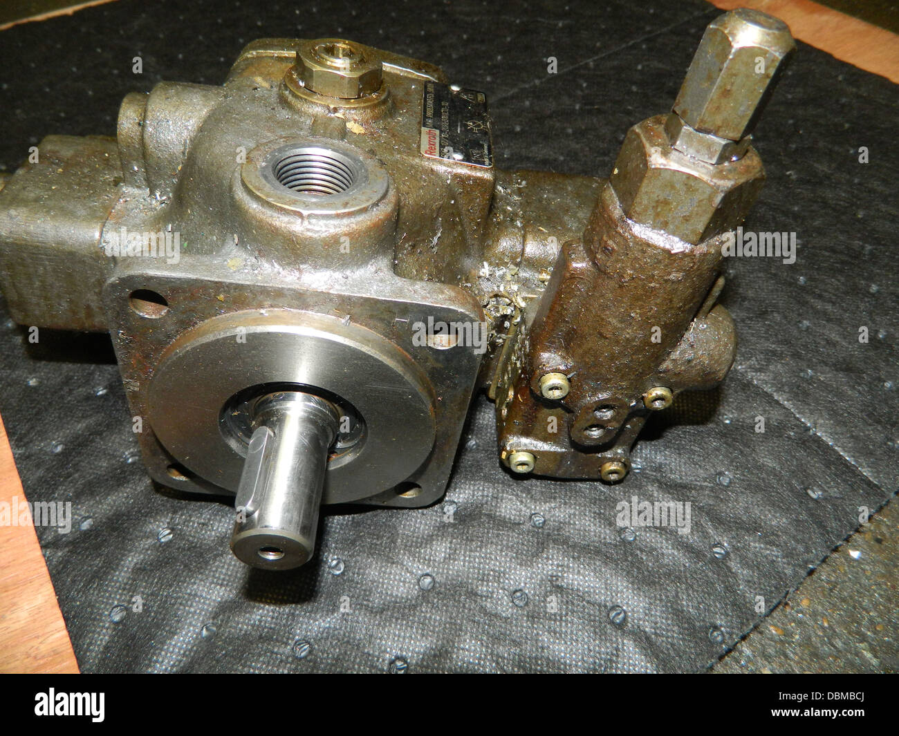 Hydraulic Pump High Resolution Stock Photography and Images Alamy