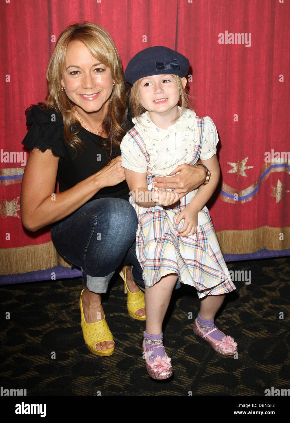 Megyn Price and her Daughter Grace Los Angeles premiere of 'Fully Charged'  presented by Ringling Bros. and Barnum & Bailey held at the Staples Center  Los Angeles, California - 21.07.11 Stock Photo - Alamy