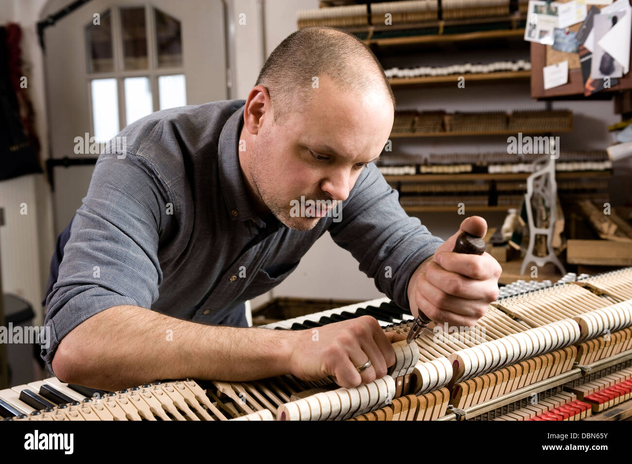 Piano maker hi-res stock photography and images - Alamy