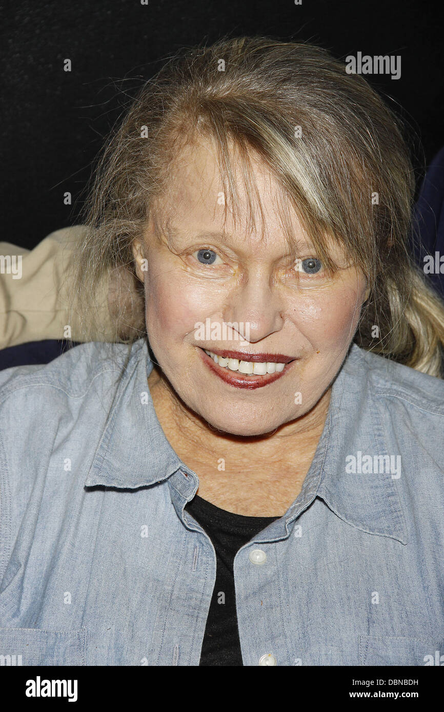 Louise lasser hi-res stock photography and images - Alamy