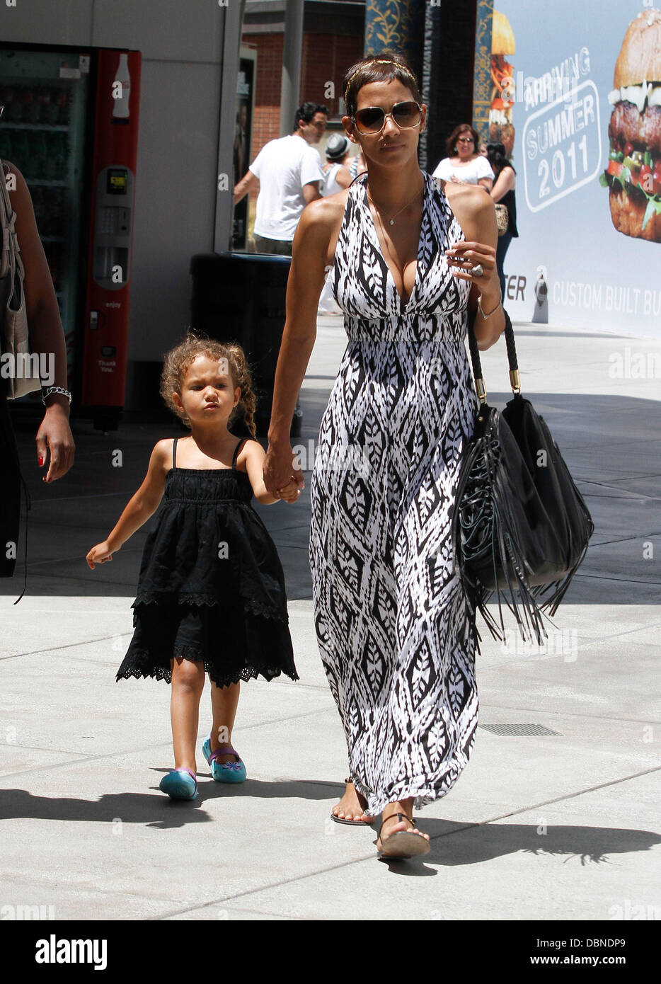 Halle Berry with her daughter Nahla Ariela Aubry at West Field Mall ...