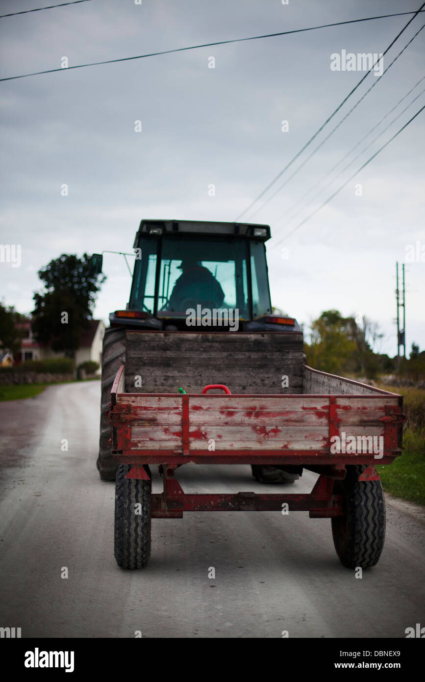 Tractor and trailer on the road hires stock photography and images Alamy