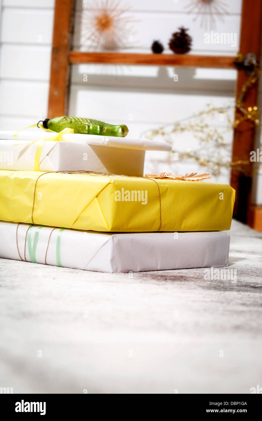 Boxes stacked hires stock photography and images Alamy