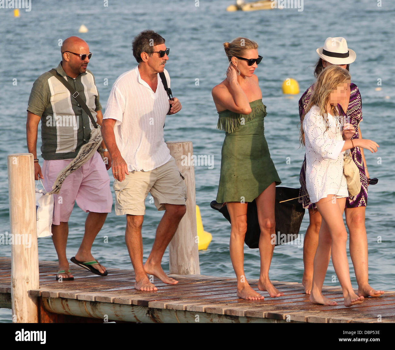 Kate leaving 'Club55' beach with friends Tropez after swimming on a yacht St Tropez, France - Stock Photo - Alamy