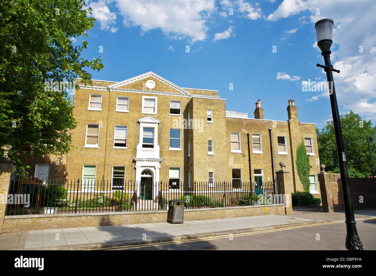 Civil Register Office in Enfield Town Stock Photo Alamy